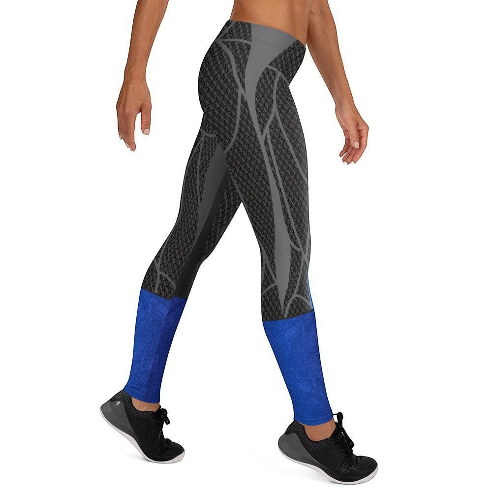 65mcmlxv Womens blue and grey abstract print polyester/spandex leggings with elastic waistband.