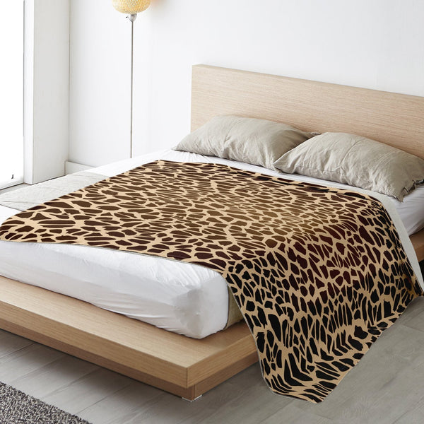 65 MCMLXV Giraffe Print Microfleece Blanket - 65mcmlxv