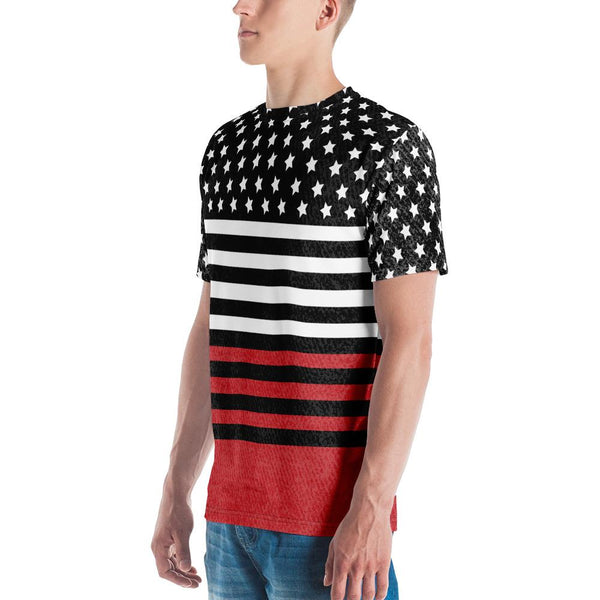 65 MCMLXV Men's Americana Black and Red USA Flag Print T-Shirt - 65mcmlxv