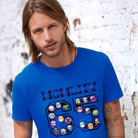 65 MCMLXV Men's Emoji Varsity Logo Graphic T-Shirt - 65mcmlxv