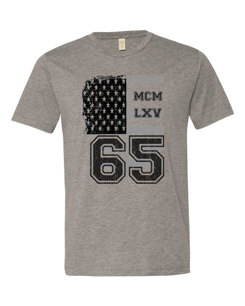 65 MCMLXV Men's Vintage USA Flag Americana Graphic T-Shirt - 65mcmlxv