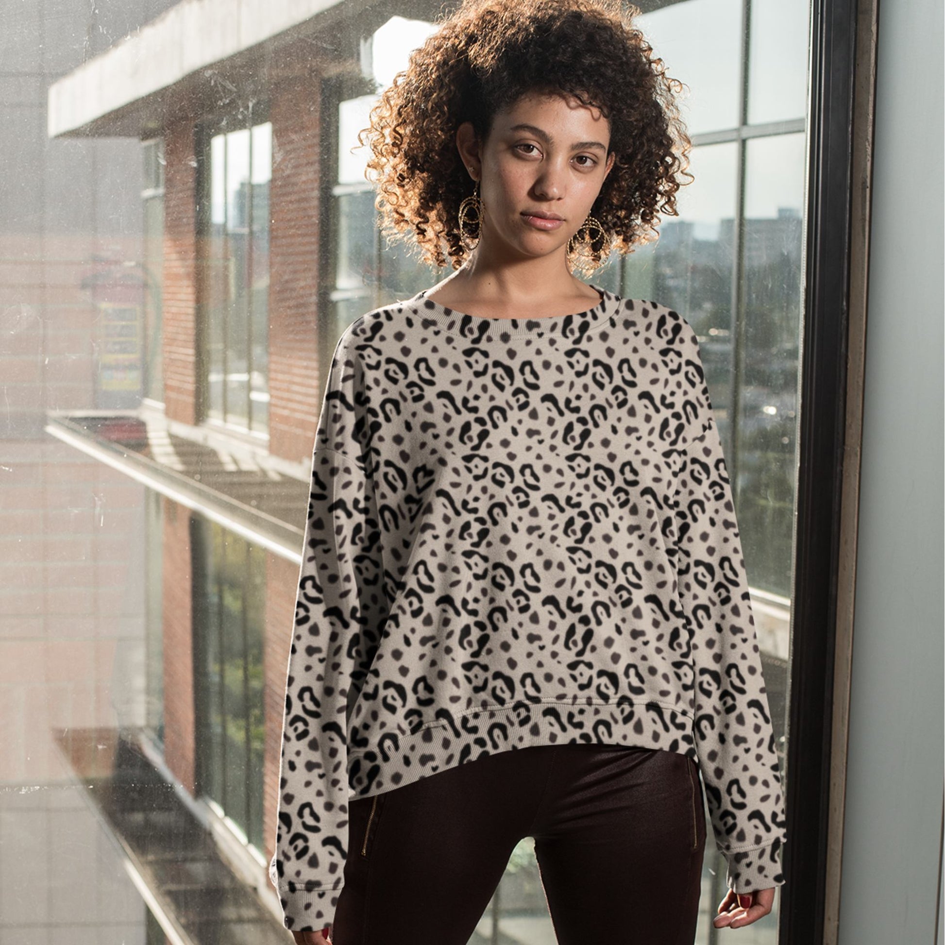 65 MCMLXV Unisex Beige Cheetah Animal Print Sweatshirt Jumper - 65mcmlxv