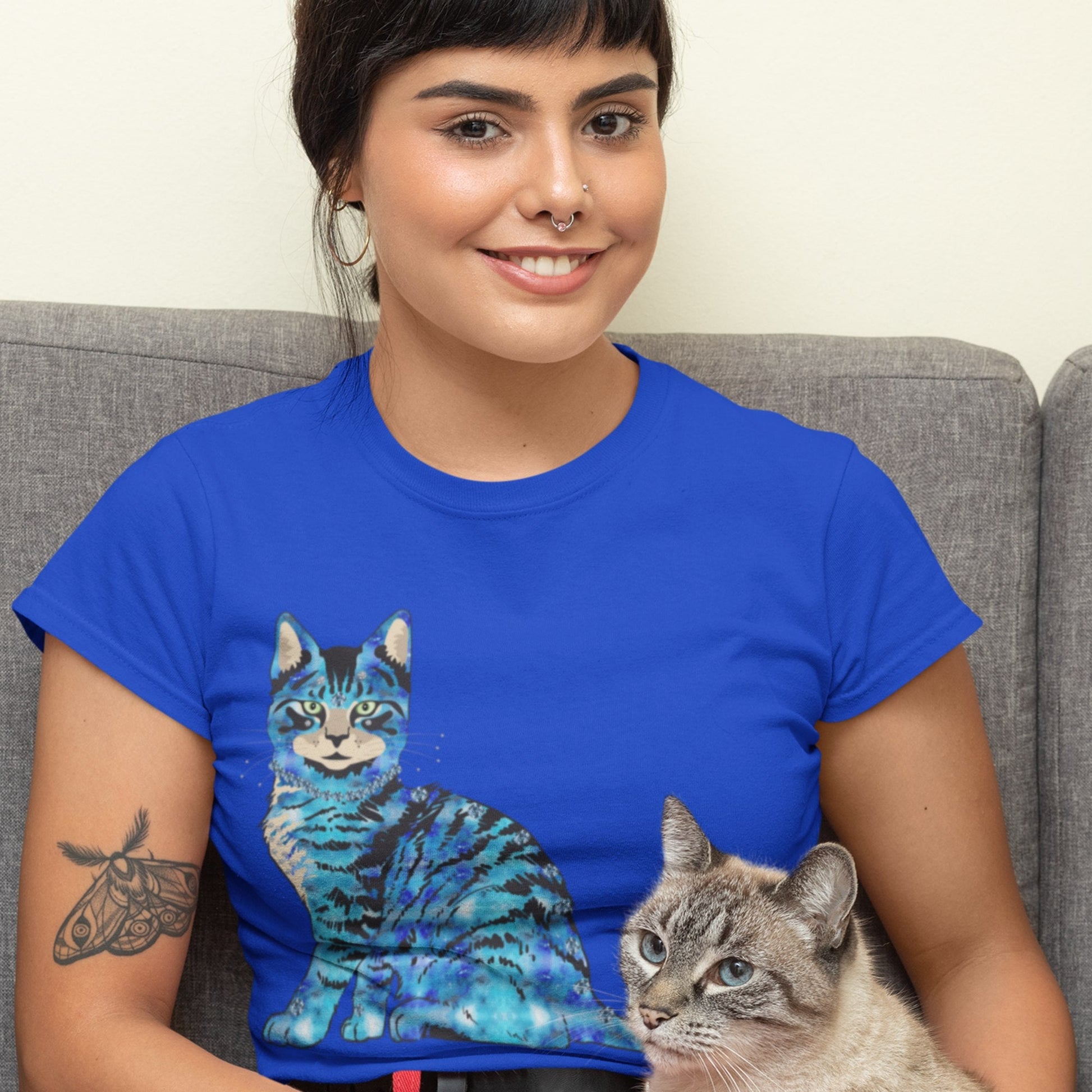 65 MCMLXV Unisex Bejeweled Blue 70s Disco Cat T-Shirt - 65mcmlxv