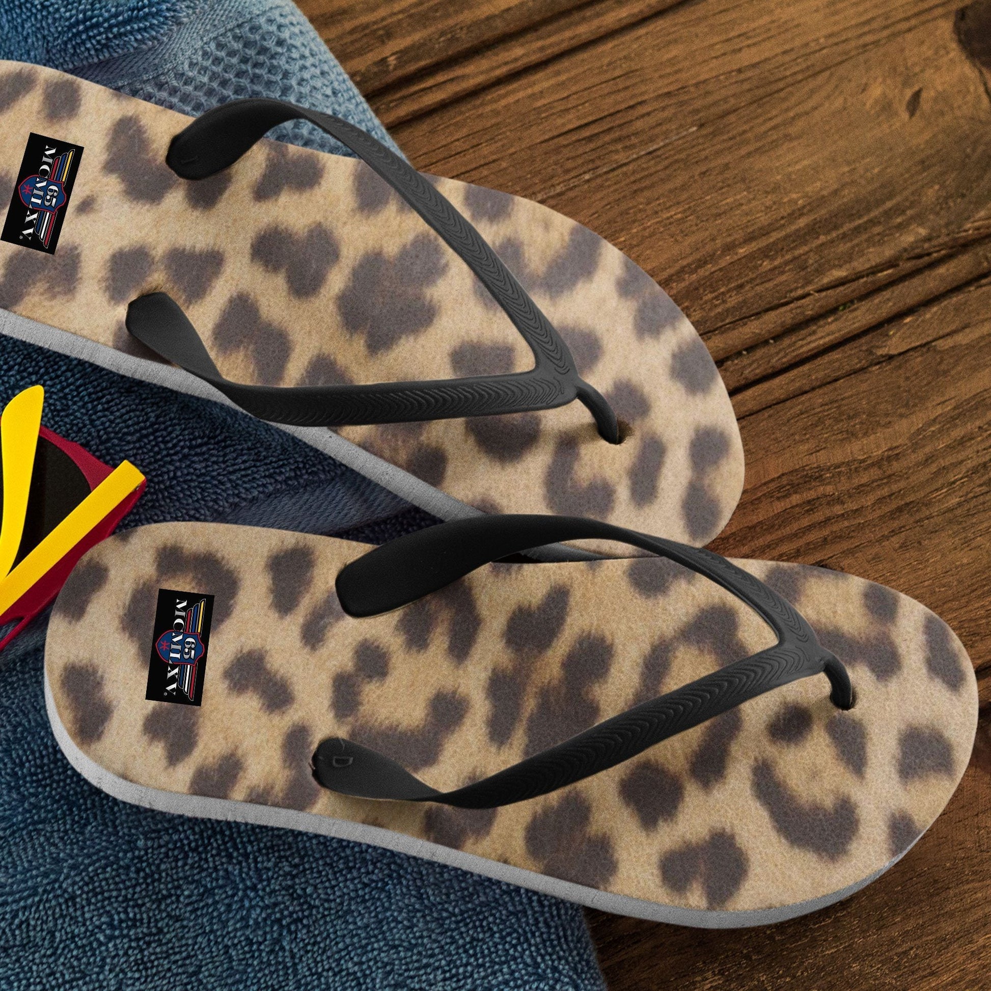 65 MCMLXV Unisex Jaguar Animal Print Flip - Flops - 65mcmlxv