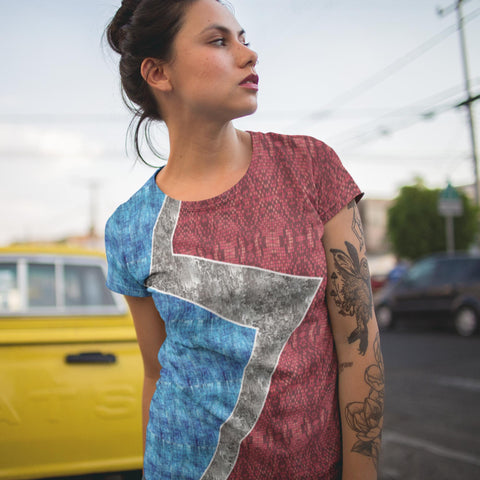 65 MCMLXV Women's Cosplay Lorena Red and Blue Lightning Bolt Print T-Shirt - 65mcmlxv