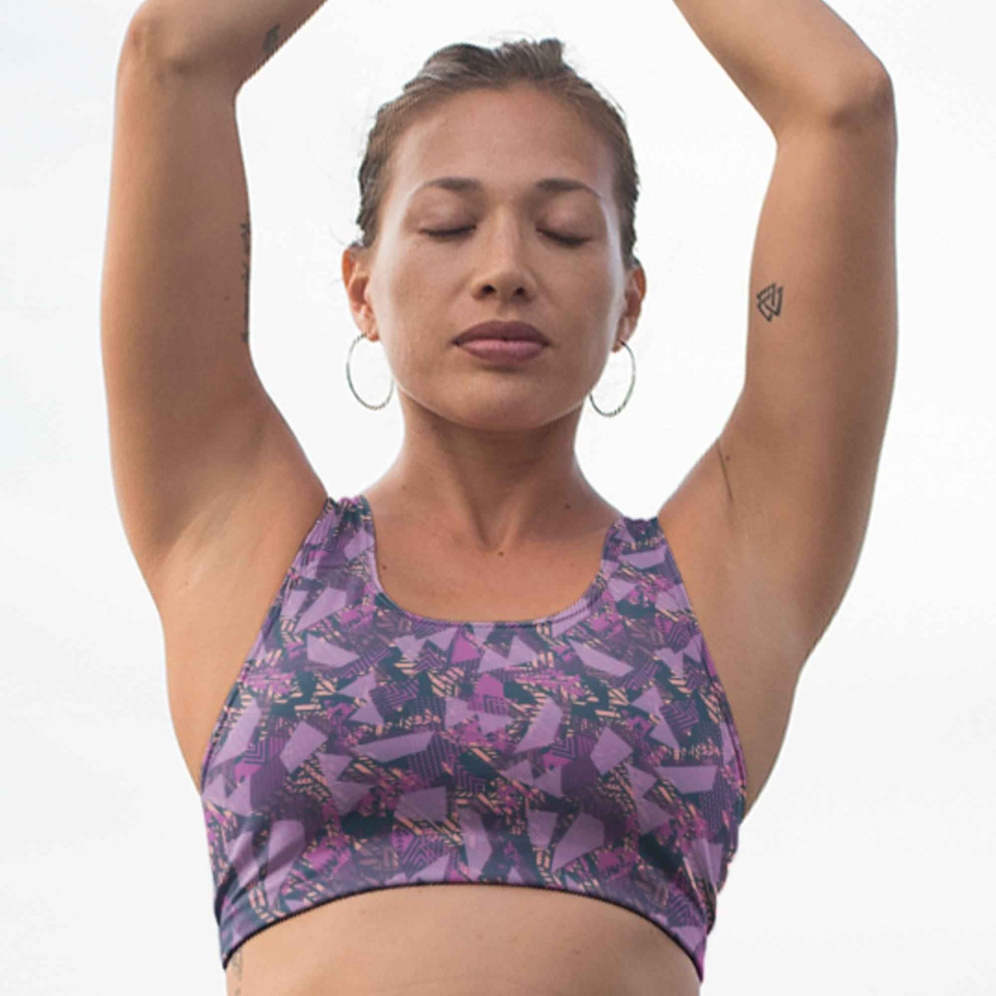 65 MCMLXV Women's Fractured Geo Print Crop Top