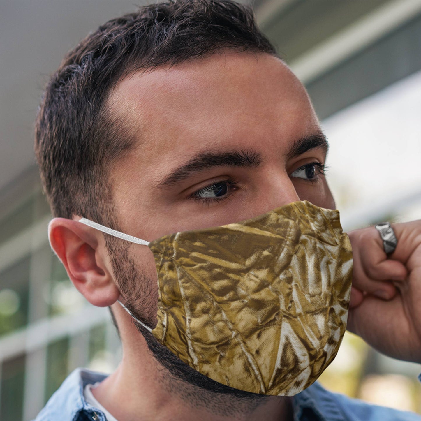 65 MCMLXV Women's Gold Lame Print Face Mask - 65mcmlxv